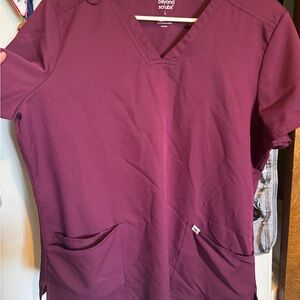 Beyond Scrubs Women's V-Neck Short Sleeve Top - Plum